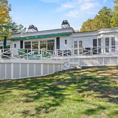 Harbor View House - York