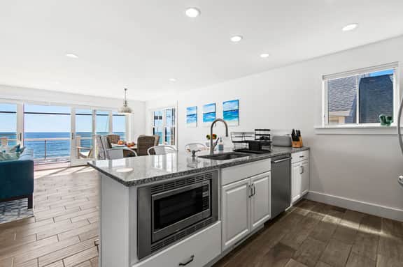 Infinity Beachfront  —  York - Image 4